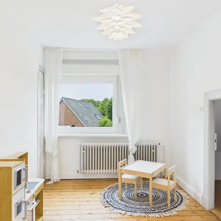 Posthus Stickenbüttel, Dorfstraße 82, 27476 Cuxhaven-stickenbüttel * Cuxhaven